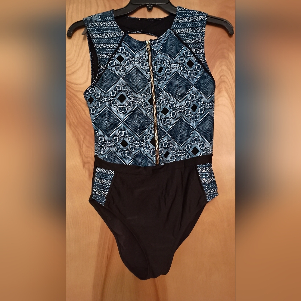 Blue and Black Patterned Sleeveless Swimsuit